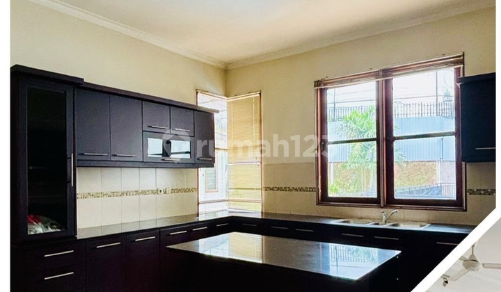 Cheap House Fully Furnished Nice Has Pool in Teladan, Fatmawati 2