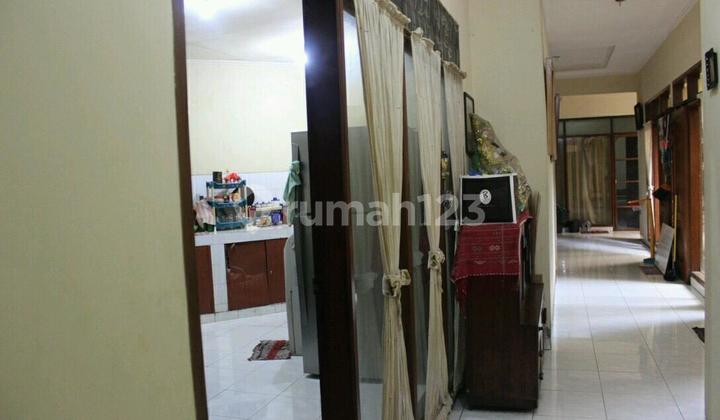 Affordable Ready-to-Live Good House with SHM in Menteng Area