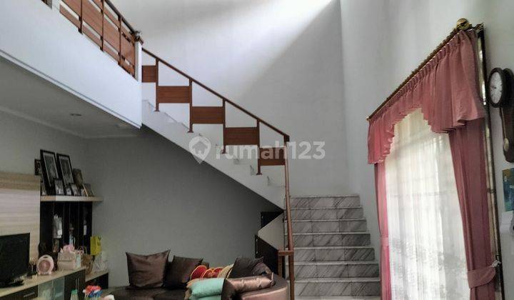 Dijual Rumah 2.5 Lantai Di Komplek Surya Setra Bandung. 2