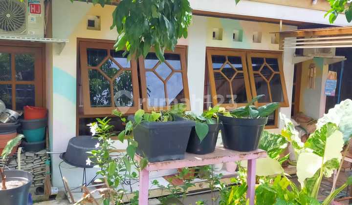 Rumah Dengan Banyak Kamar Lingkungan Aman Dan Tenang 2