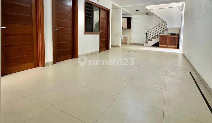 Rumah Komplek Townhouse Balepakuan Ciumbuleuit Bandung 2