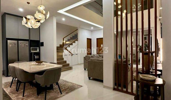 Rumah Baru Furnished di Sayap Dago, Bandung 1