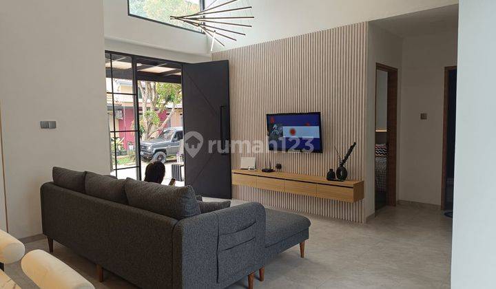 Rumah Furnished di Kota Baru Parahyangan Tatar Banyaksumba 1