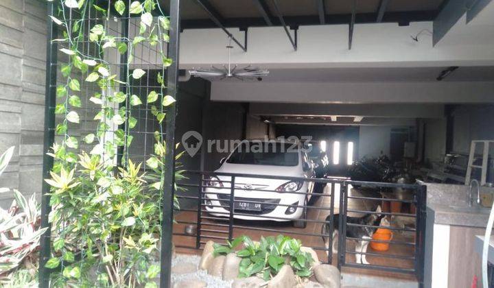 Rumah Bagus Semi Furnished di Mekar Wangi, Bandung 2