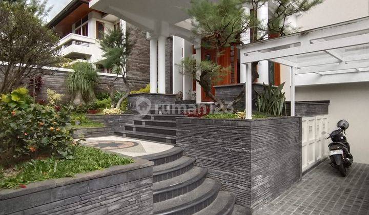 Rumah Bagus Mainroad Setra Duta, Bandung 1