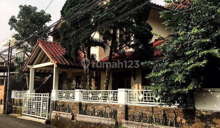 Rumah Mewah Di Cipedes Bandung Siap Huni 1