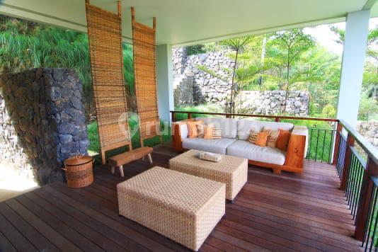 Villa Bagus Dago Bandung Strategic Location