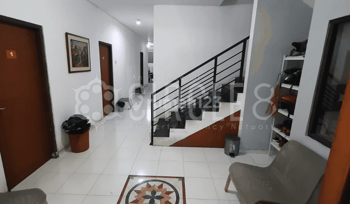 Dijual Rumah 2 Lantai Bagus SHM di Coblong, Dago, Bandung 1