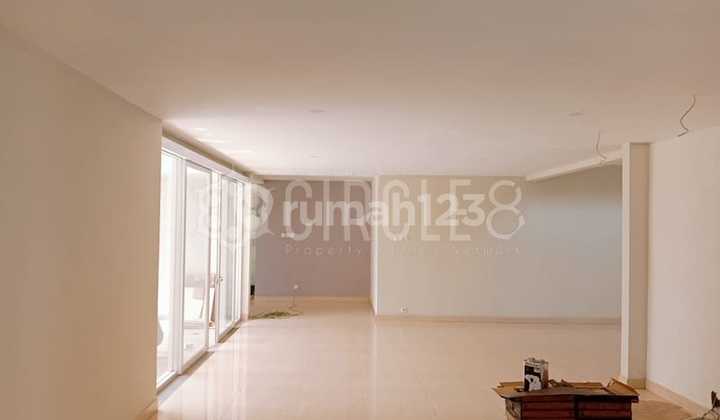 Dijual Rumah Villa 2 Lantai Bagus di Jayagiri, Lembang, Bandung 1