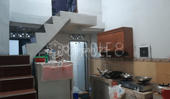 Dijual Rumah SHM di Komplek Pharmindo Cimahi Selatan, Bandung 2