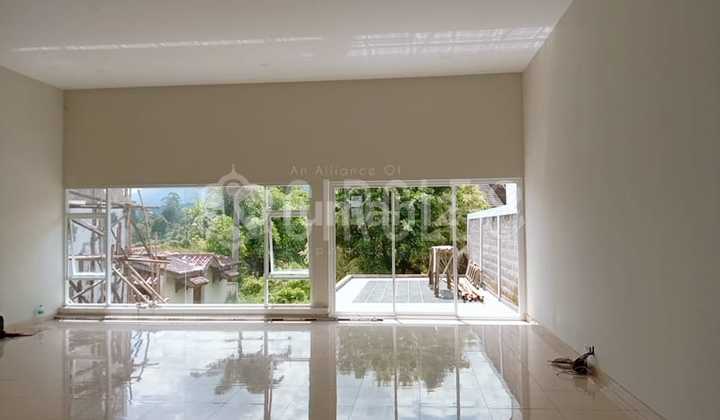 Dijual Rumah Villa 2 Lantai SHM di Jayagiri, Lembang, Bandung 2