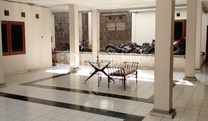 For Sale Semi-Furnished Boarding House in Tubagus Ismail, Bandung 2