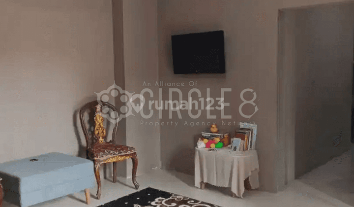 Dijual Rumah 3 Lantai Bagus SHM di Cidamar, Cimahi, Bandung 2