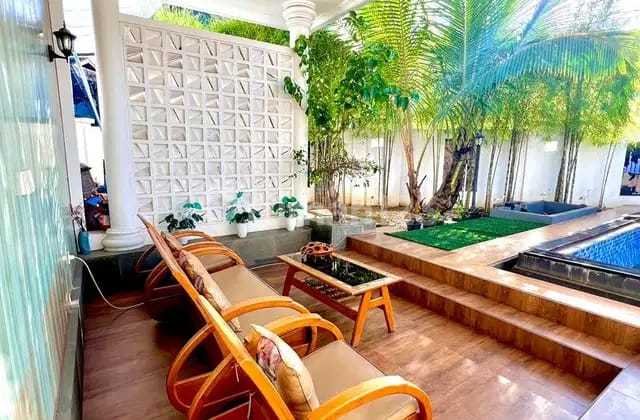 Wadidaw Keren Lux Megah di Antapani With Pool Kolam Renang Asri Nyaman Siap Huni Modern Classic Minimalis 2 Lantai Bandung