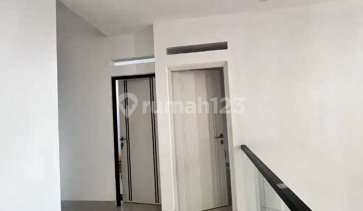 Beautiful House Attractive Price Modern Minimalist 3 Floors Ready to Live in Padasuka, Cicaheum Cikutra Bandung 2