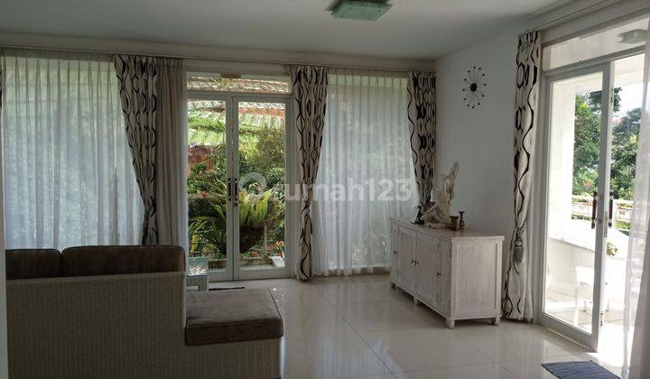 Rumah Villa di Resor Dago Pakar Bandung Utara Nyaman 3 Lantai View Mantap Furnished 2