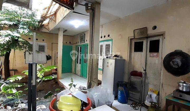 Dijual Rumah  2 Lantai daerah Salemba Senen Jakarta pusat 2