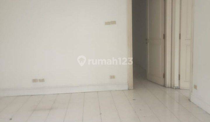 Dijual Rumah Tomang 3 Lantai Jakarta  Barat 2