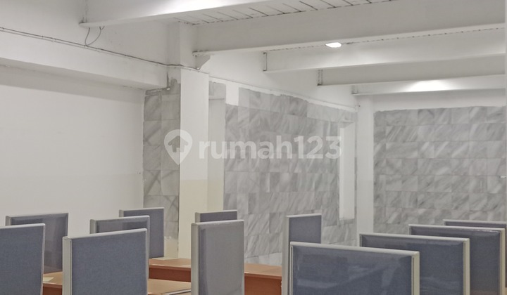 Dijual Gedung Kantor Kramat Jak Pus Kondisi Siap Pakai 4 Lantai