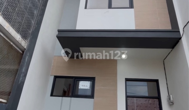 2-Story House Just 5 Minutes from Jl Soekarno Hatta Bandung 2