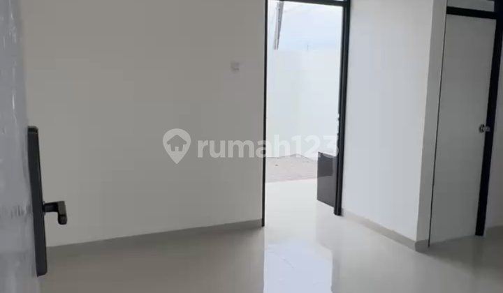 Rumah 2 Lantai Nyaman di Buah Batu - Ciwastra - Bandung Dekat Stasiun Kcic Tegal Luar