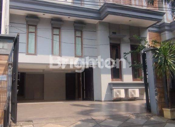 RUMAH MEWAH DI SUNTER INDAH LOKASI STRATEGIS 2