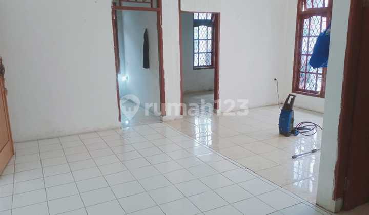 Dijual Cepat Rumah Posisi Huk, Ditaman Cimanggu, Tanah Sereal 2