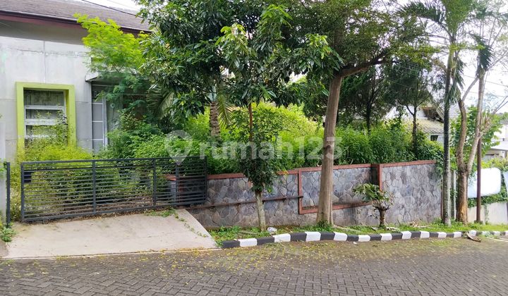 Dijual Cepat Rumah Villa Bandung Indah, Luas 298 M², Nego Sampai Jadi 2