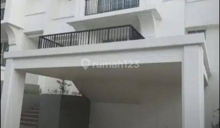 Rumah Mewah 3 Lantai View Gunung Geulis Di Summarecon Bogor  1