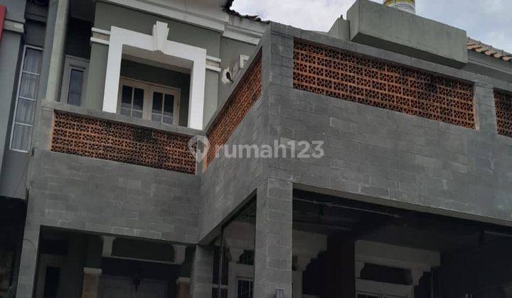 Rumah 2 Lantai Berpagar Di Citragran Cibubur  1