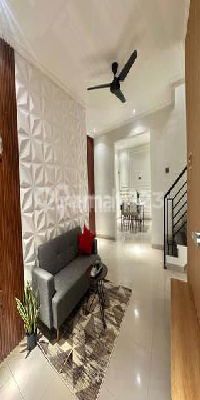 Rumah Cantik Siap Huni 2 Lantai di Metland Transyogi Cibubur 2