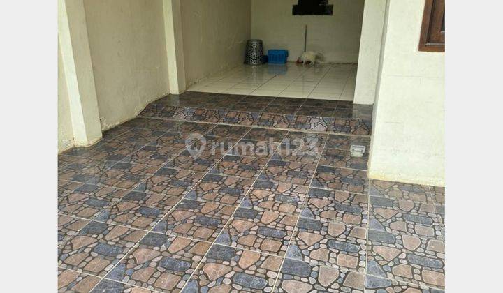 garasi/carport rumah 2  lantai semi furnish