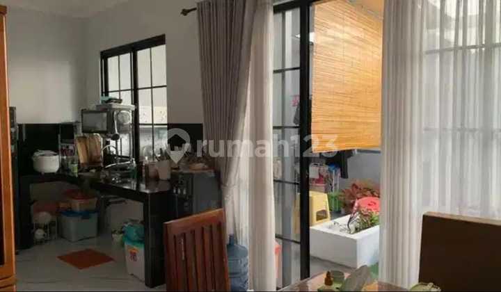 Ready-to-occupy 2-story house in Cimanggis Golf Estate, Topos, Depok. 2