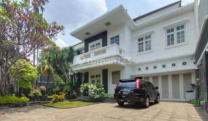 Rumah 2 Lantai Bagus Luas Di Puri Sriwedari, Harjamukti, Depok 1