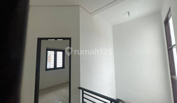 Rumah 2 lantai siap huni  di Juanda Green Residence Depok 2
