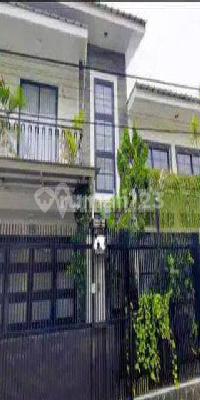 Rumah Cantik 2 Lantai Hoek Di Bambu Apus Jaktim 2