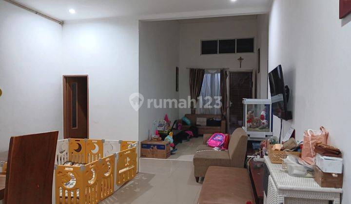 Dijual Rumah 1 Lantai Renov Full Belakang di Ifolia Harapan Indah Bekasi 2