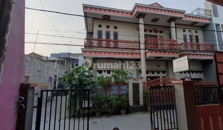 Rumah Hoek 2 Lantai Mewah Dan Luas di Semper Barat Jakarta Utara 2