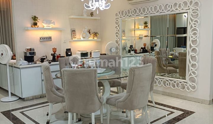 Dijual Rumah Gandeng Golf Lake Residence Jakarta Barat