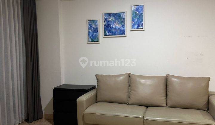 Disewakan Apartemen Gold Coast Furnished 2 Kamar Tidur 1