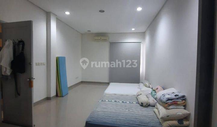 Dijual Rumah Hoek Green Lake City 2