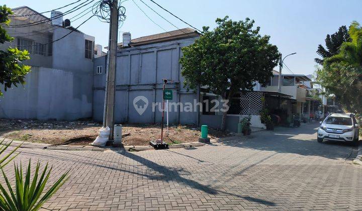 Dijual Kavling / Tanah posisi hoek di Perumahan Green Court Cengkareng Jakarta Barat 2