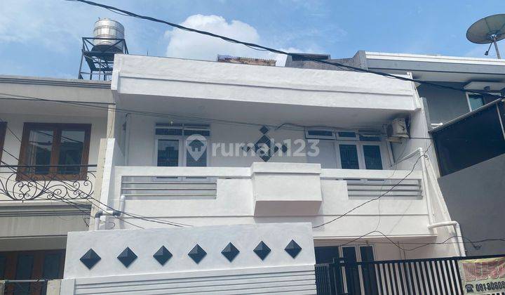 Dijual Rumah Green Ville Jakarta Barat 1