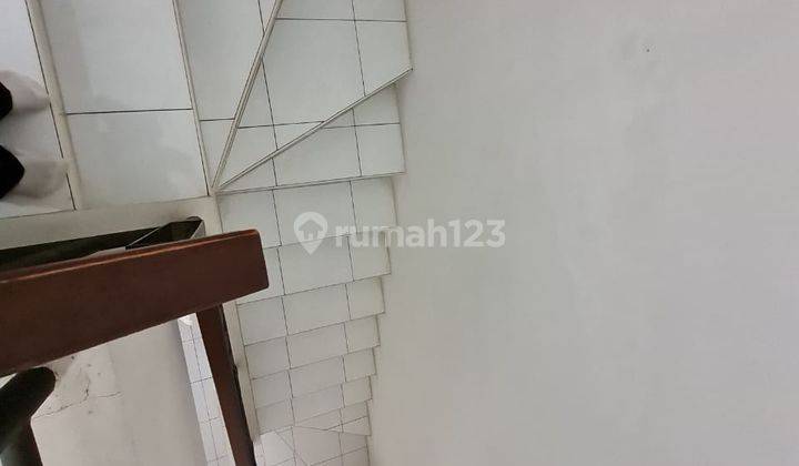 Rumah Di Kota Wisata 2 Lantai Siap Huni Dekat Mall 2