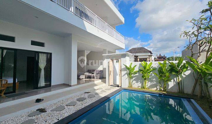 Dijual Villa 2 Lantai di Area Buduk Dekat Canggu Badung Bali.  1