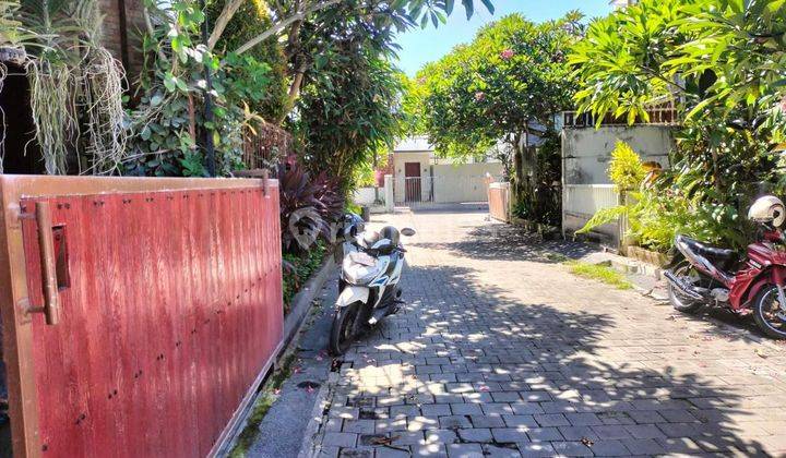 Dijual Rumah murah kawasan elite 2 Lantai di jalan Bakung Denpasar timur . 2