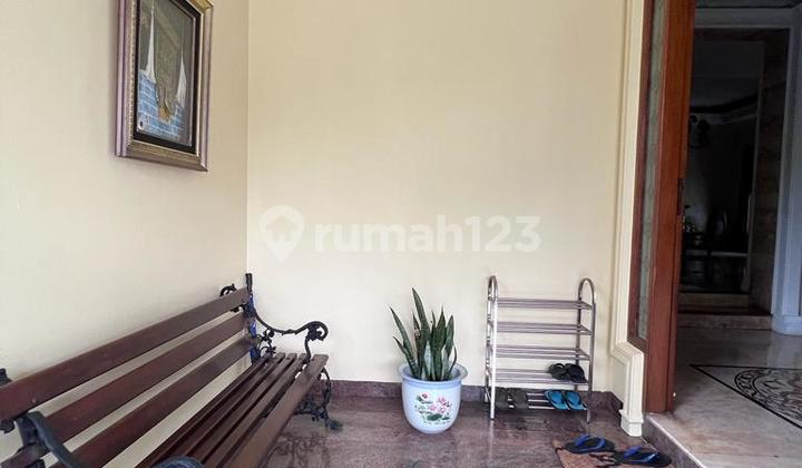 For Sale: Strategically located house in Radio Dalam area, 8 minutes to Pondok Indah Mall. 2
