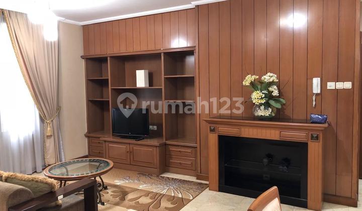 APARTEMEN KINTAMANI Fully Furnished Ruang Service, Area Kitchen