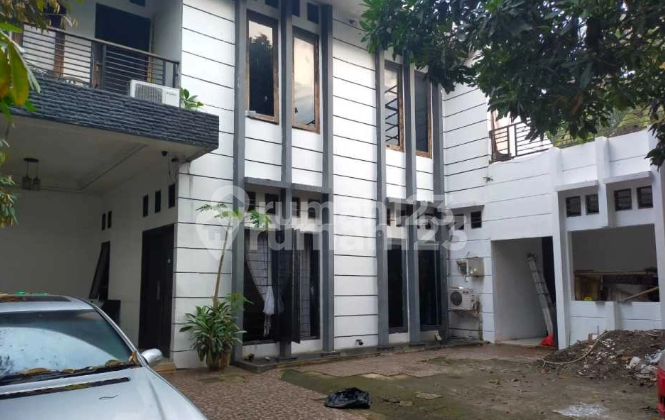 Rumah 2 Lantai Bagus Unfurnished, Murah, SHM di Jalan Garuda Atas, Kel. Bintaro, Jakarta Selatan 2
