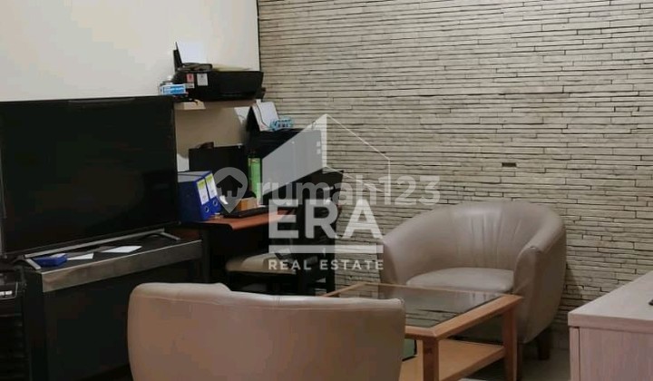 Janur Indah House just a step away to MKG